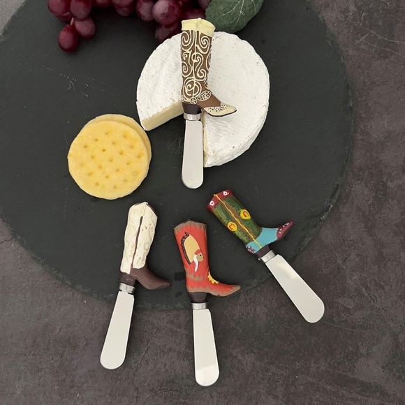 Western Cowboy Boot Cheese Spreaders,Hand-Painted Resin Handles with S.S. Blade - Picture 3 of 7
